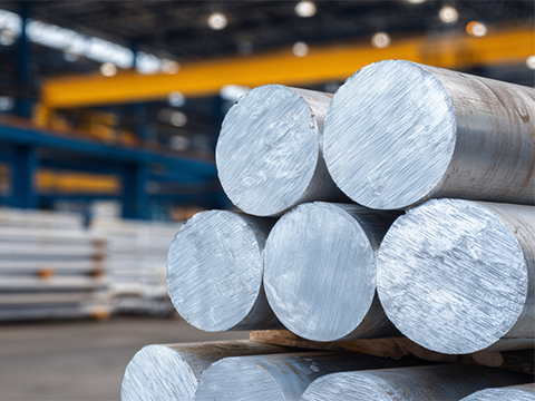 Scaling low-carbon aluminium