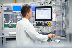 Modular all-in-one industrial PCs for a broad range of applications