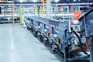 Frequency inverter for high-efficiency conveyor technology applications