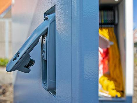 Emka outdoor lock management intelligent control