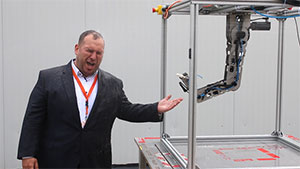 IP44 robolink from Igus defies water