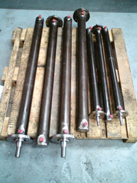 The show goes on for RSC thanks to hydraulic cylinders