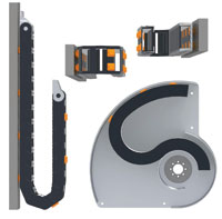 Magnetic adapter keeps energy chains on track