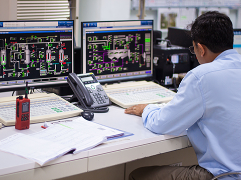 Migrate or upgrade? The future of monitoring and control