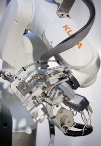 Robot versus knot â€“ it