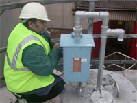 Storage tank vent breathers for protecting sensitive fluids
