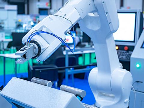 Single controller for robot and machine axes optimises productivity