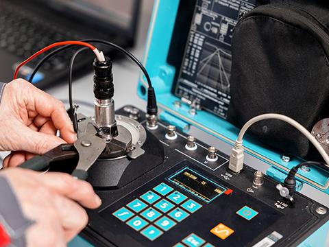 On-site calibration for machine monitoring systems