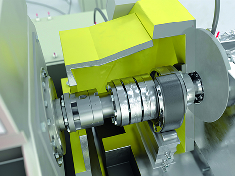 Lightweight couplings, safety brakes and intelligent monitoring for test stand technology