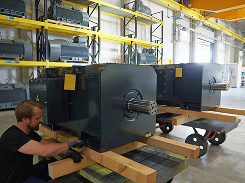 DC motors with multiple adaptations for copper rolling mill