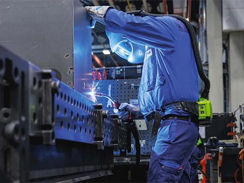 Ergonomic welding – a contradiction in terms?
