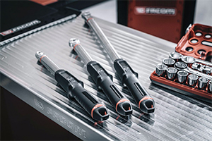 RS Components stocks Bluetooth-enabled smart torque wrenches from Facom