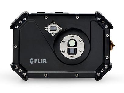 Compact thermal camera for use in hot working zones