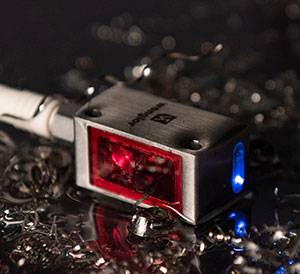 Inductive sensors now available in compact D3 and M4 housing