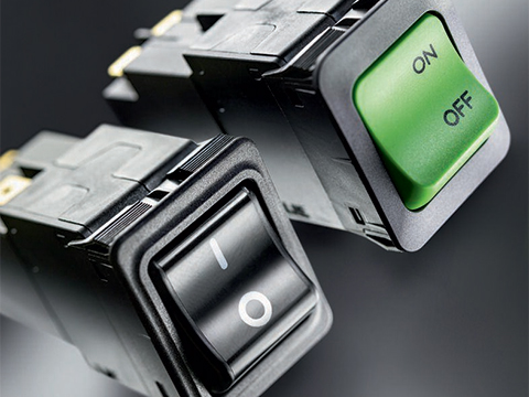 Thermal-magnetic circuit breakers