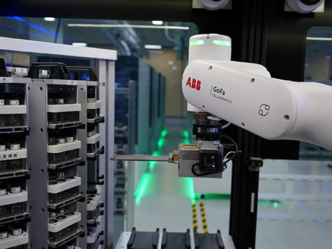 ABB Robotics partners with XtalPi to build intelligent automated laboratories