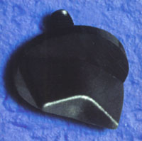 Washer faced wing screws allow easy assembly