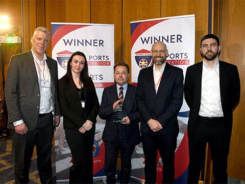 igus wins UK Ports Innovation Award for ground-breaking shore power system