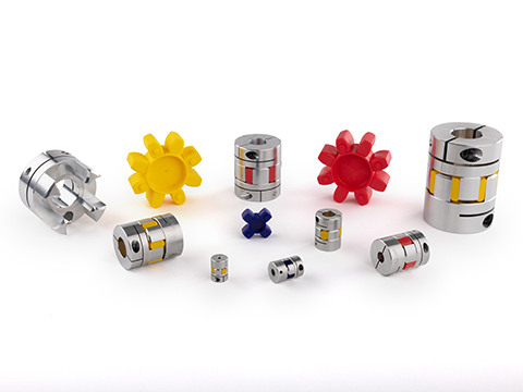 Large bore zero-backlash jaw couplings